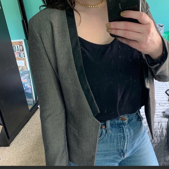 Trendy Blazer with Faux Leather Detail - Picture 3 of 3